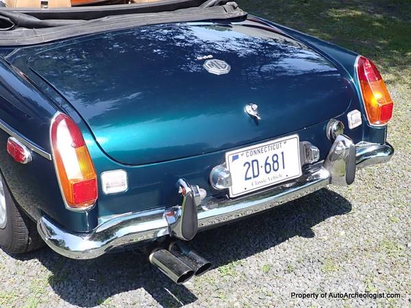 1974 MG-B Roadster - $12,800 (Fairfield, CT)63614666491907124