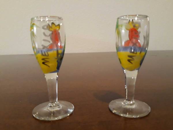 Set of Two Souvenir Shot Glasses from Mexico 1