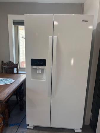 Whirlpool side-by-side fridge 1