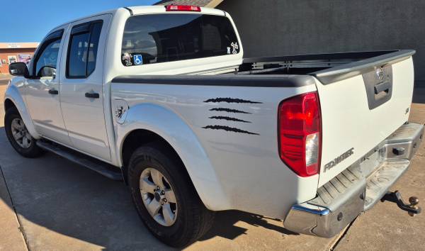 2013 Nissan Frontier SV crew cab - $12,99963470413868161121