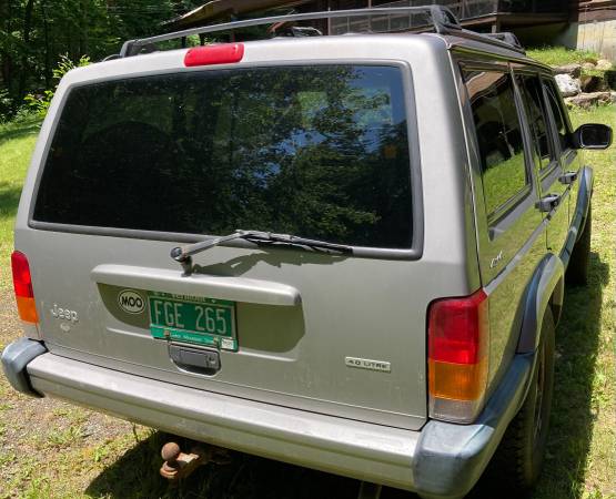 Jeep Cherokee - $6,000 (Guilford)63622676707969122