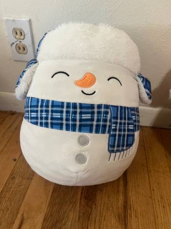 12” Manny Snowman Squishmallow 1