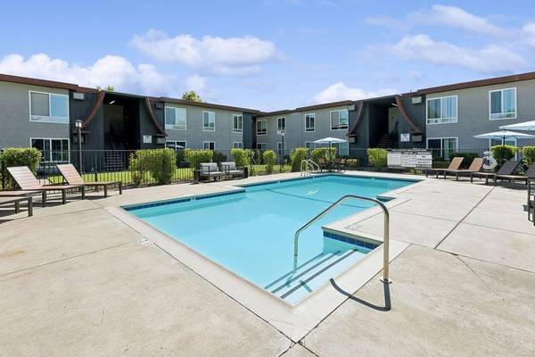 $1,565 / 1hab - 620ft2 - 🏘️ Donde la comodidad y la comunidad convergen @ ReNew en Coloma 🏘️63900438220802121