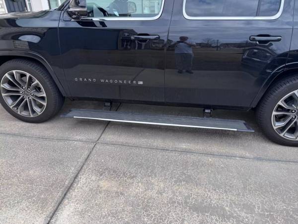 2024 Jeep Grand Wagoneer 4x4 4WD Series III Sport Utility 4D SUV - $87,000 (Auto Nova LLC)63620566863873124