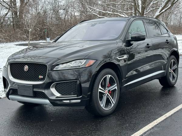 2018 Jaguar F-Pace S 1