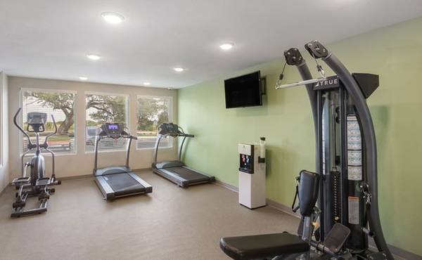 $370 / 1br - Essential amenities at prices you'll love! (5210 183A Toll Rd, Cedar Park, TX)63979117368195122