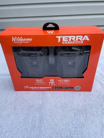 WILDGAME INNOVATIONS TERRA EXTREME LIGHTSOUT HUNTSMART TRAIL CAMERAS - $70 (Friendsville)63470661430273124