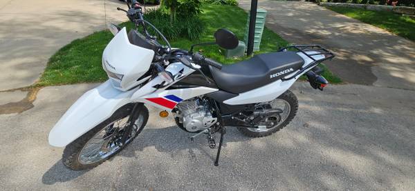 Like new Honda XR150L