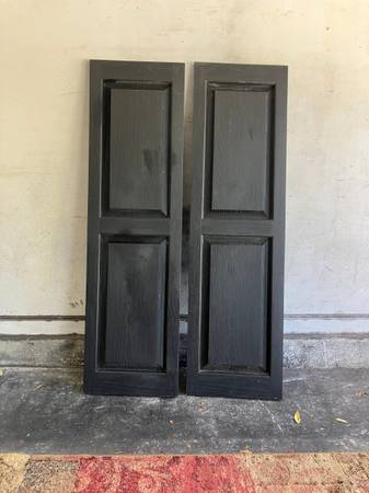 2 - 14.5" x 50.5" Plastic Shutters (11-20) 1