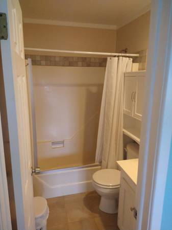$1,450 / 2br - House for rent-Duplex (Kitty Hawk)64012435705985123