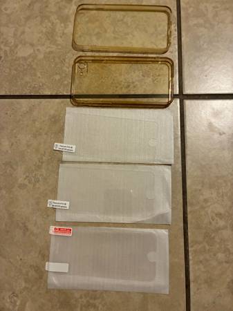 New screen protectors, used case covers for iphone 6, 6s, 7, 8, SE 2 and SE 3 1