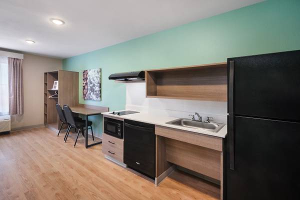 Accessible van parking, Free WiFi, Accessible Fitness Center 1