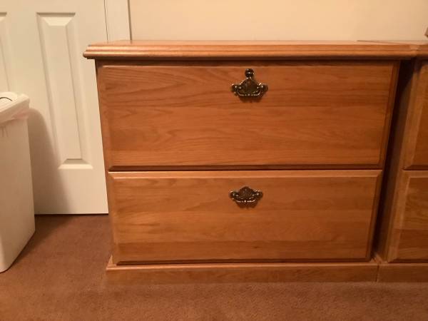 Solid oak 2 drawer lateral file caninets 1