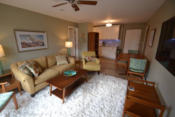 $1,295 / 1br - 600ft2 - R-22 Corp Furn 1BR Center City location (Bond Hill)63974473327746124