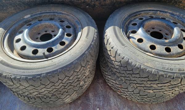 Hyundi Universal Rims and Tires 1