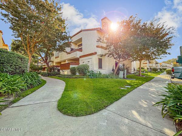 Fabulous and Affordable Condos in Simi Valley. 2 Beds, 2 Baths 1