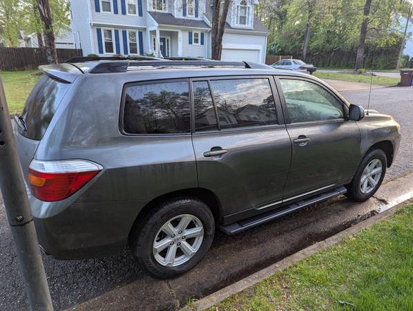 2010 Toyota Highlander. 151 K Millas - $9,100 (Chesapeake)63621686125827122