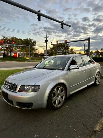 Audi S4 Quattro Sedan 4x4 2004 4.2L V8 - $8,000 (Bridgeport)63615013537921123