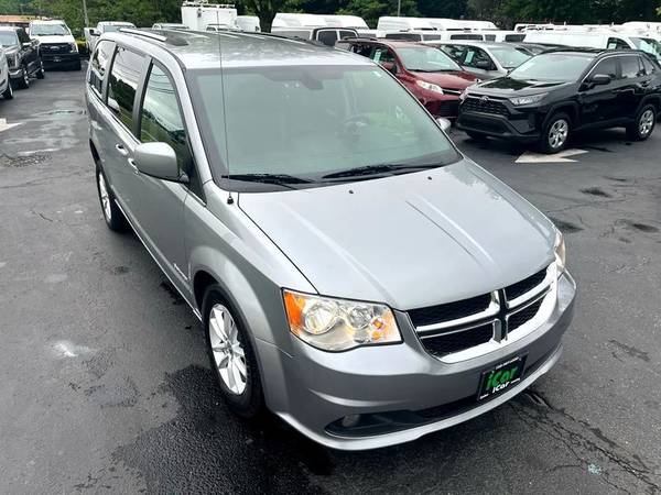 2019 *Dodge* *Grand* *Caravan* *SXT* ACCESIBILIDAD SILLA DE RUEDAS ENTRADA TRASERA - $39,900 (Dodge Grand Caravan)63621215239937123
