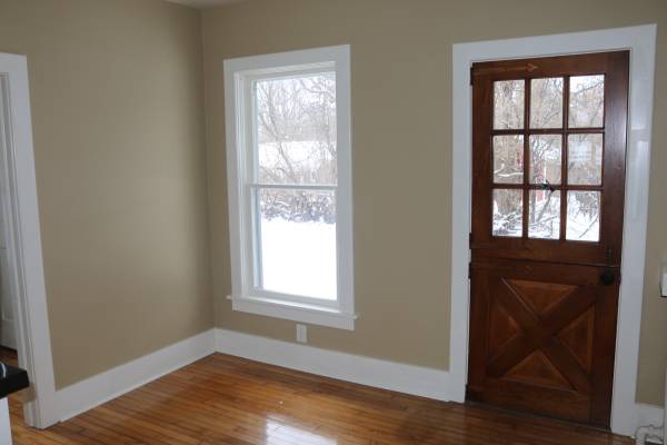 $2,350 / 2br - 1500ft2 - Casa de Campo Black Wolf - Posible hogar para CABALLO (Oshkosh)63845967568641123
