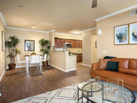 $1,580 / 1br - 935ft2 - Ice Maker, Microwave, Clubhouse, Wheelchair Accessible Rooms (Near Power Ranch)64024995579778120