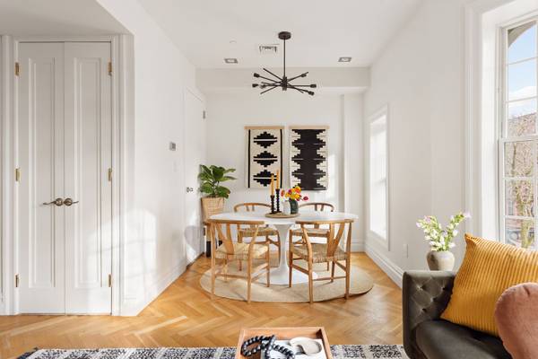 $1,900 / 2br - 819ft2 - Stands out2B/2B Condo (Brooklyn, NY)63809093657345120