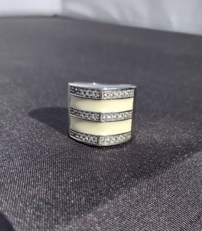 Sterling Silver & Enamel Ring Size 6.75 - $40 (Seattle)63471256599425120