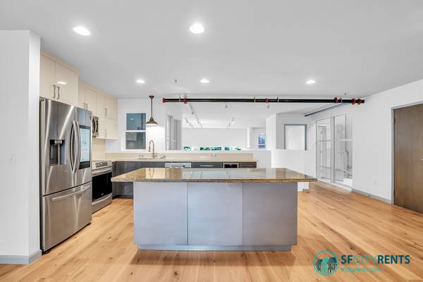 $6,995 / 2br - 1736ft2 - *NEW Modern Bi-Level Condo w/ 3 Priv. Outdoor Spaces & Parking *VIDEO (mission district)63682870595585123