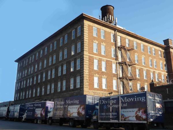 $6,000 / 3000ft2 - Storage warehouse spaces (Bronx)63689844046723123