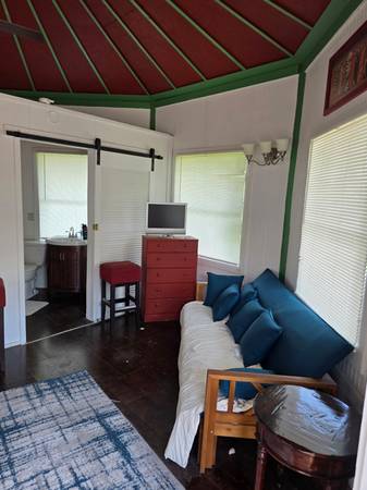 $950.00 / 1br - ¡Estudio amueblado!63763870079363122