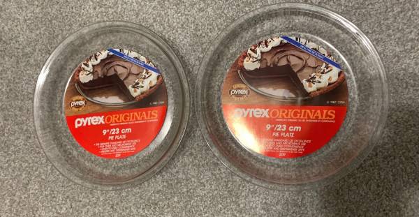 Pyrex Round Baking Dishes 1