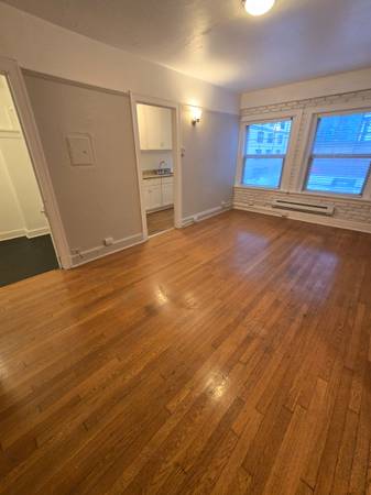 Studio with city views walking distance from city center! 1