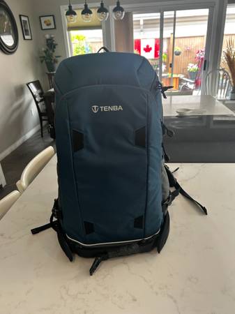 Tenba Solstice 20L backpack 1