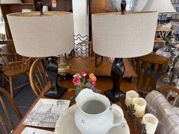 Lamps and other furniture 1