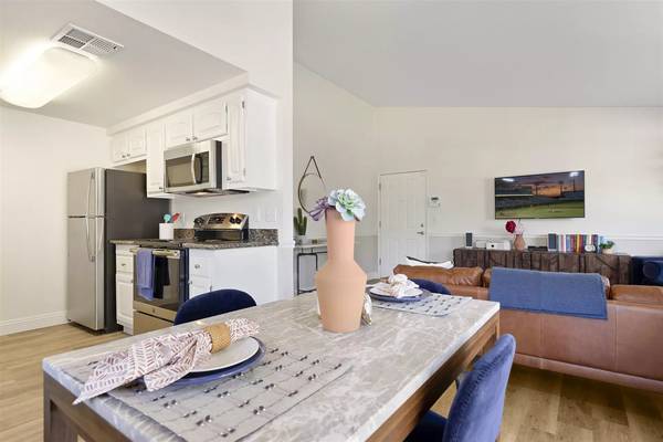 $2,305 / 3br - 1151ft2 - Exceptional living starts here: Check out our spacious 3 BR. (Fresno - Fresno)63798508918403122