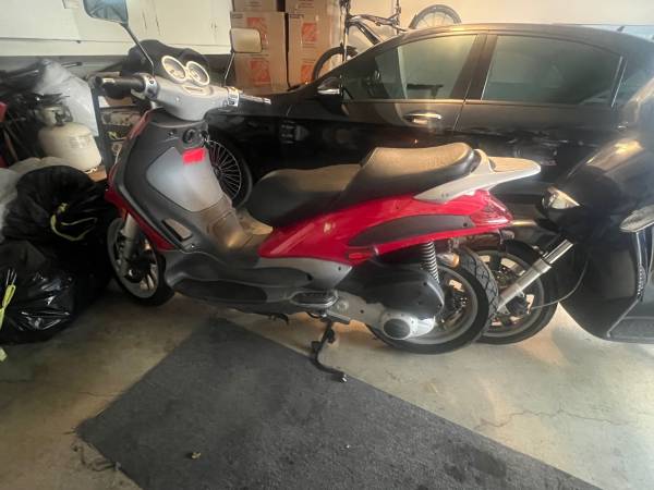 2003 Piaggio Beverly 200 1
