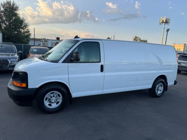 2017 Chevrolet Express 3500 Cargo Chevy Extended Van 3D Van - $18,900 (King Auto)63619737966851121