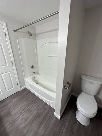 $2,325 / 2br - 1125ft2 - Plank Flooring, Secure Access, Additional Storage (180 Woodbury St, Manchester, NH)63656262242307124