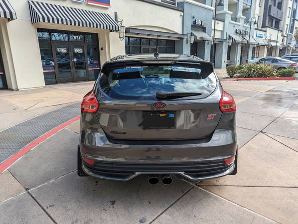 2016 Ford Focus ST Clean Title 63k Miles - $14,000 (sunnyvale)63469888858113123