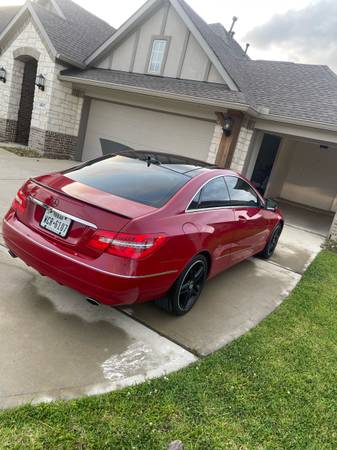 2012 Mercedes Benz e350 Coupe (60k Mileage) - $11,499 (Baytown)63617060997249123