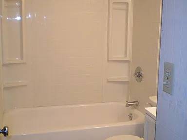 $1,100 / 2br - 1020ft2 - 770 Zeh Avenue #3 (Neenah)63838113168513122