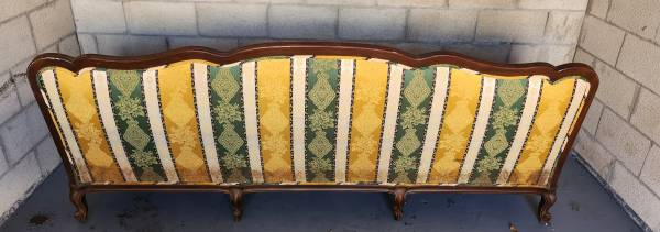 Traditional upholstered sofa 1