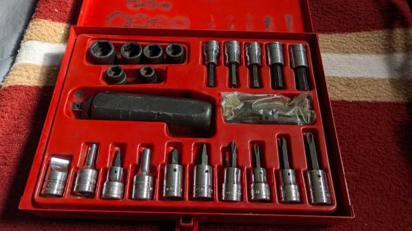 Snap-on 3/8 DR. IMPACT DRIVER SET PIT-120 1