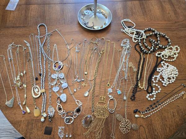 Assorted Jewelry Silver Gold Costume 1