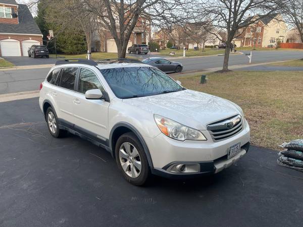 2012 Outback 3.6R AWD 1