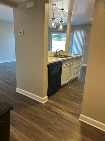$1,950 / 2br - 875ft2 - November and December free of rent! Move in before and or on 10/3! (FAIR OAKS)63844740791041124