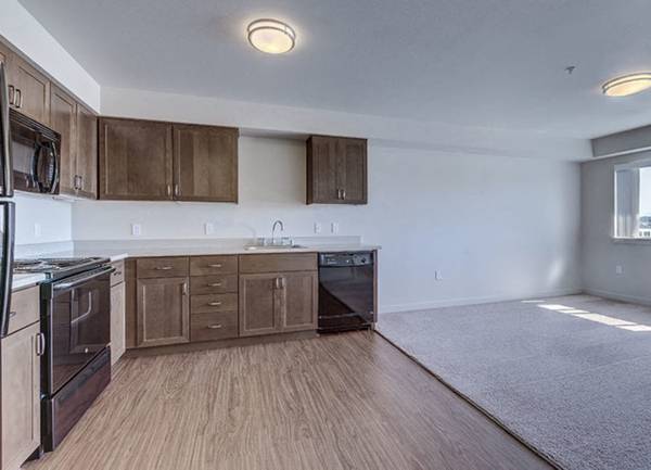 $1,783 / 2br - Microondas empotrado, jardín comunitario, cable/satélite (2203 172nd Street NE, Marysville, WA)63814660662657123