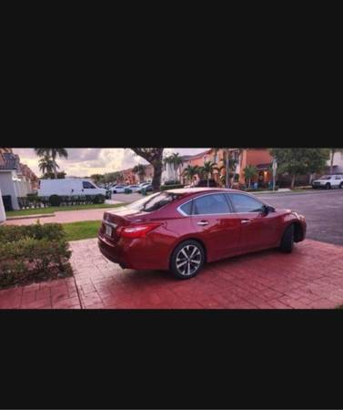 2017 nissan altima - $5,300 (Miami)63470232399361122