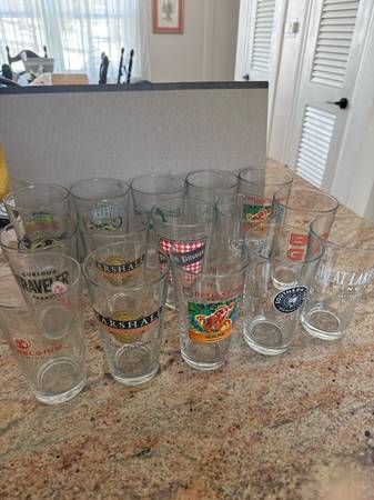 24 Pint Beer Glasses 1