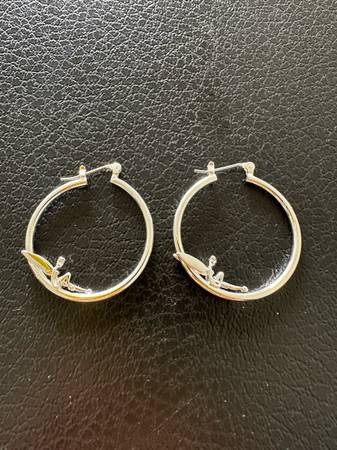Disney Tinkerbell Earrings 1
